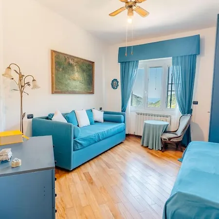 Wooden House-5 Beds *