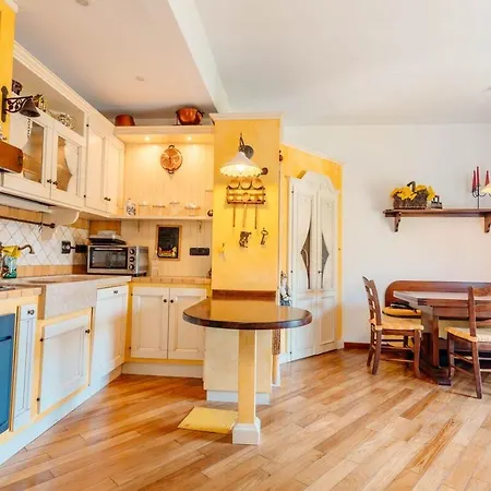 Appartement Wooden House-5 Beds *